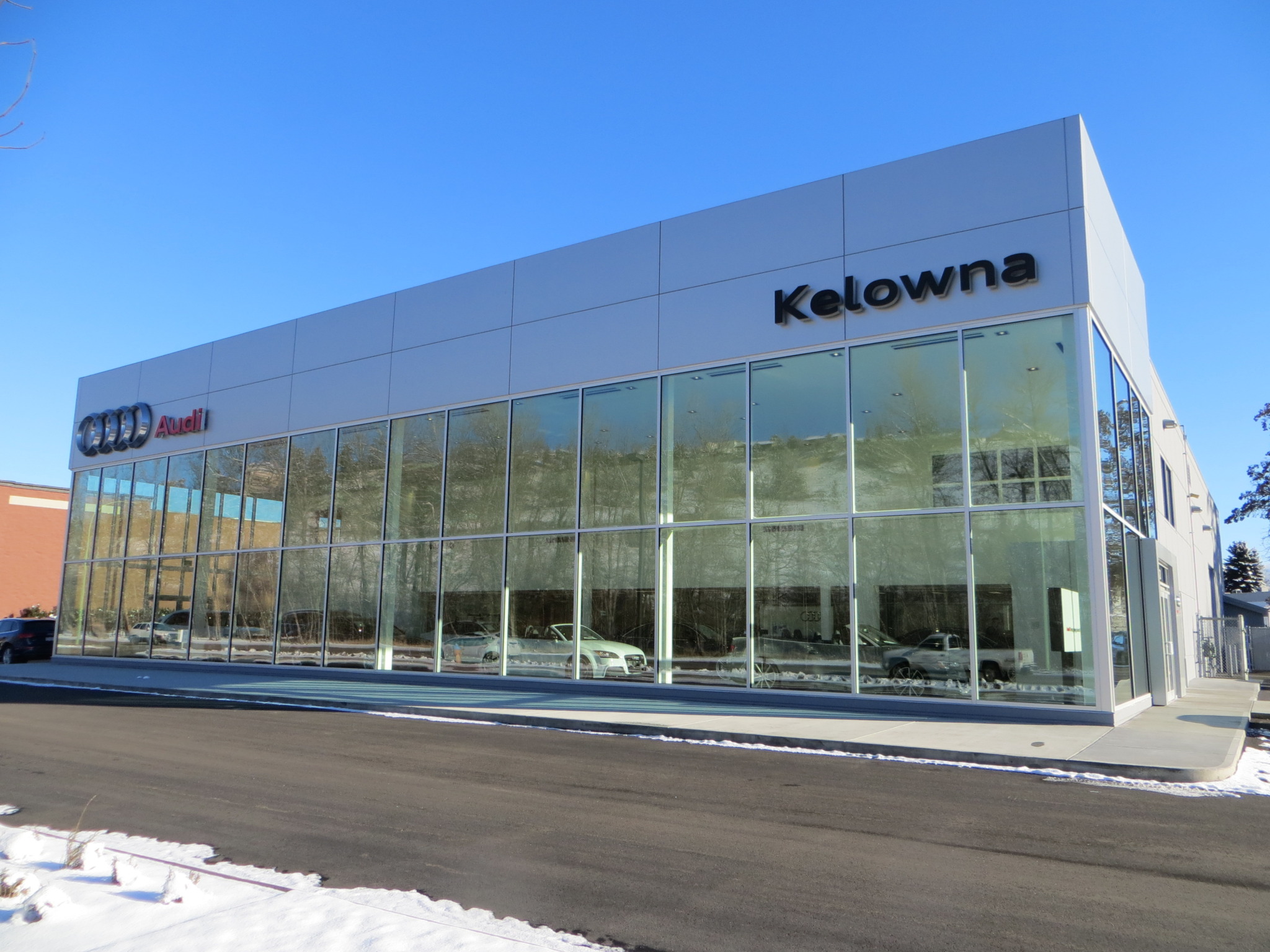 ACM Panels Installed at Audi Kelowna